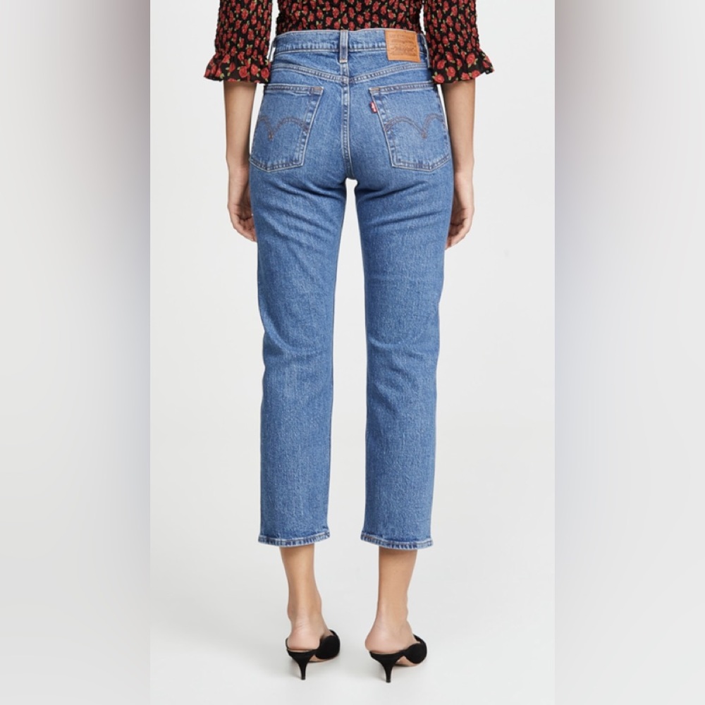 NEW NWT LEVI’S WEDGIE STRAIGHT FIT WOMEN'S JEANS 28